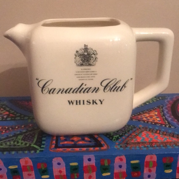 Pitcher- for Bar- Canadian Club Whiskey - Picture 9 of 9